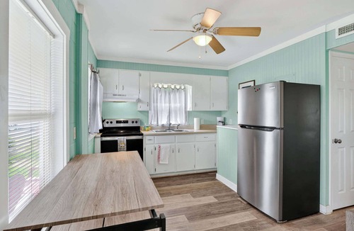 Topsail Beach House | Relaxing Ground-Floor Escape in Holly Ridge
