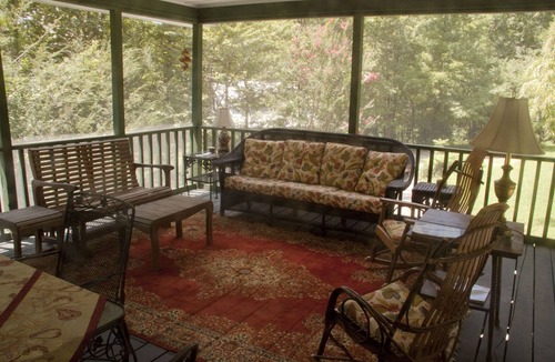 Saluda House | Relaxing Mountain Get Away