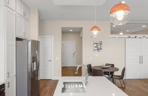 Fourth Ward Condo | Reluxme | Lux 3BR Condo w/Skyline View + Stadiums
