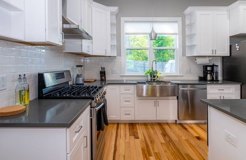 Downtown House | Remarkable 3BD|2BA 5min From Downtown Raleigh