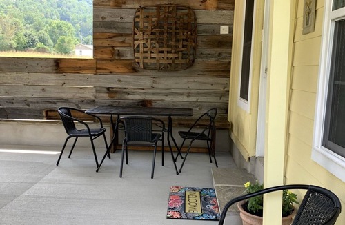 Hot Springs Cottage | Remodeled French Country Style Cottage Close to Hiking Trails and Hot Springs