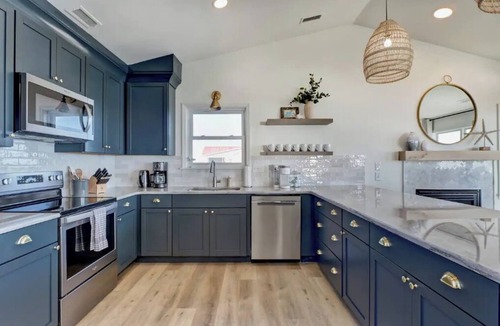Surf City House | Remodeled Oceanfront w/Hot Tub, 2 Decks, Walk to Surf City Pier, Pet-Friendly