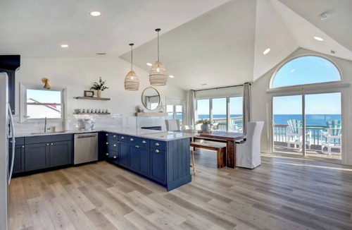 Surf City House | Remodeled Oceanfront w/Hot Tub, 2 Decks, Walk to Surf City Pier, Pet-Friendly