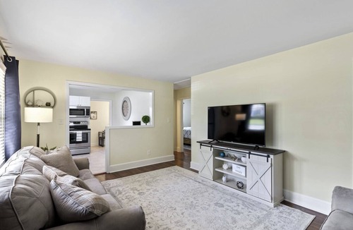 Charlotte House | Renovated! 12 minutes from South End CLT!