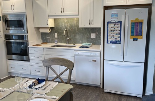 Emerald Isle House | Renovated Cottage with Private Free Oceanfront Parking and Outdoor Shower