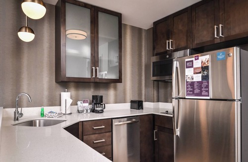 Paw Creek Hotel | Residence Inn by Marriott Charlotte Northlake
