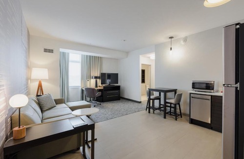 Metrocenter - North Rhodes Park Hotel | Residence Inn by Marriott Nashville Metro Center