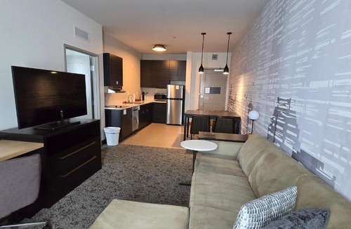 Metrocenter - North Rhodes Park Hotel | Residence Inn by Marriott Nashville Metro Center