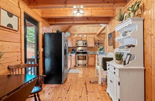 Bostic Cabin | Rest S'more! Mountain View and HOT TUB!