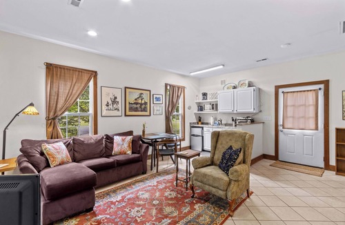 Barium Springs Cottage | Retreat at Flying Change Farm