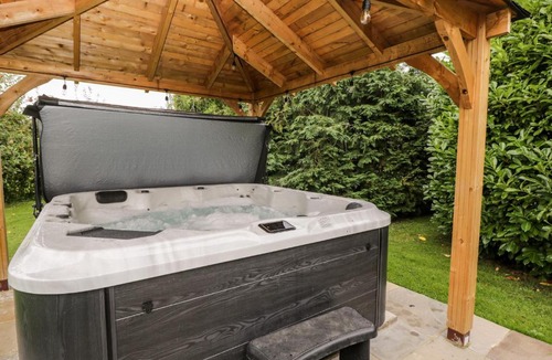 Chippenham House | Reybridge House
