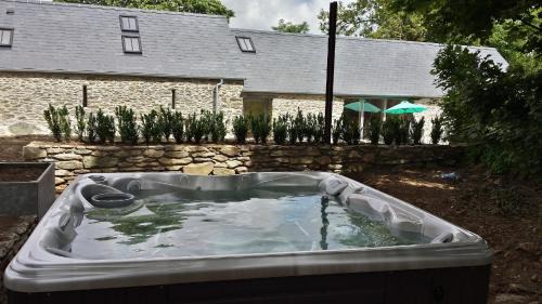 Crosswell Bed & Breakfast | Rhostwarch