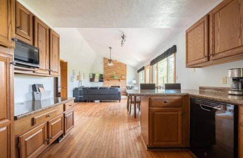Burnsville House | Ridgetop views near Asheville w/Private Hot Tub