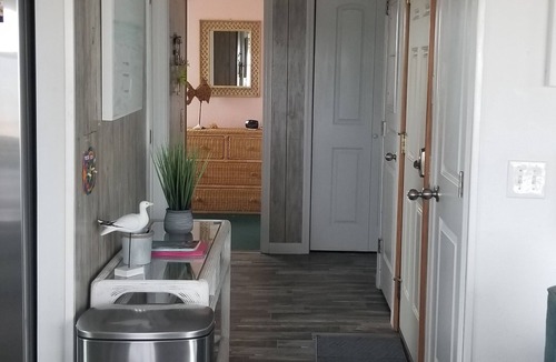 Kitty Hawk Cottage | Right on the Beach and Dog Friendly!