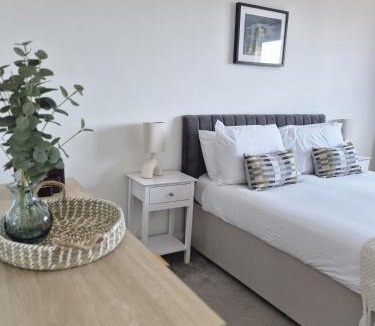 Littlehampton Apartment | River Breeze BALCONY 2