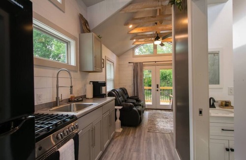 Canton House | River Front King Bed Cottage #5