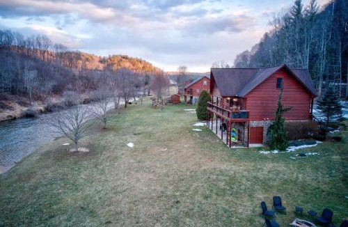 Todd House | River Roost