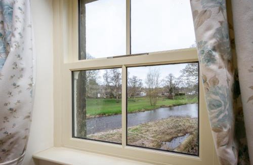 Eshton House | River View Cottage