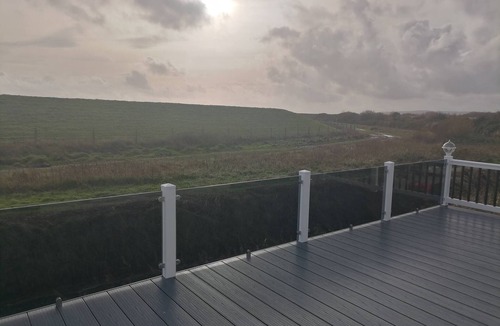 Rye Harbour House | River View - Overlooking the river