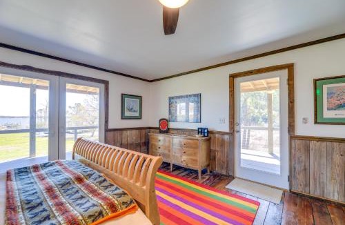 Hobucken Apartment | Riverfront Haven Converted Barn with Deck in Aurora