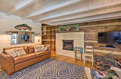 Lansing House | Riverfront Home with Fire Pit and Deck in Lansing
