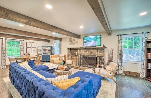 Sugar Grove House | Riverfront Sugar Grove Home Hot Tub and Views!