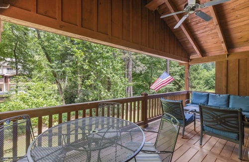 Cashiers House | Riverfront Townhome Near Sapphire Resort, Hikes, Dining & Shopping