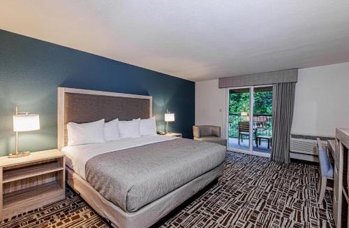 Cherokee Hotel | Rivers Edge Motel