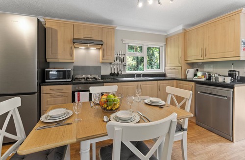 Lynton Cabin | Riverside 2 Bed Lodge with Hot Tub. Walk to Lynton Centre. Free Parking.