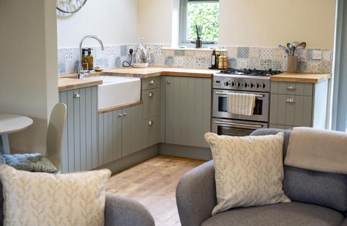 Comrie House | Riverside Cottage
