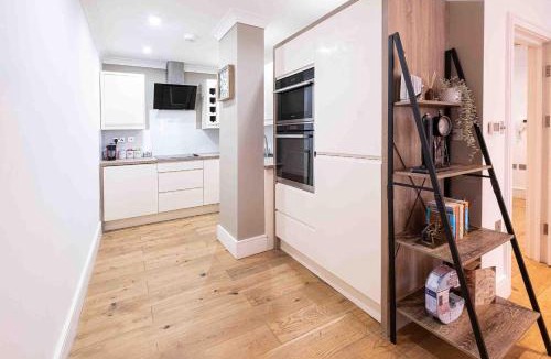 Bristol City Centre Apartment | Riverside House Bristol