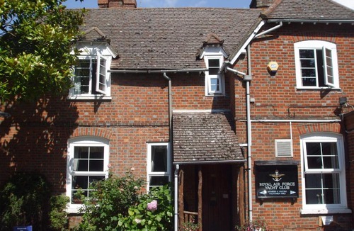 Hamble-le-Rice Hotel | Riverside House