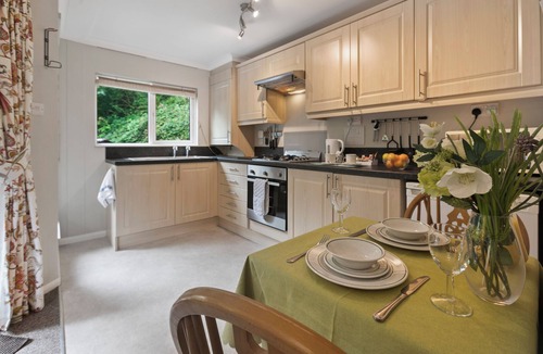 Barbrook House | Riverside Lodge with Hot Tub. Walk to Lynton & Lynmouth Towns. Free Parking.