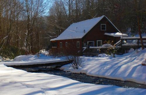 Todd House | Roaring Creek