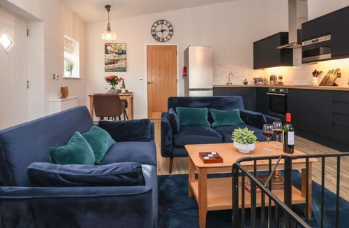 Fangfoss Cabin | Robins Nest, is in Pocklington