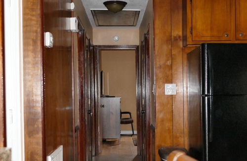 Brogden House | Rollingwood Drive - Entire House - 3 Bedrooms, - Cozy, Comfortable & Clean