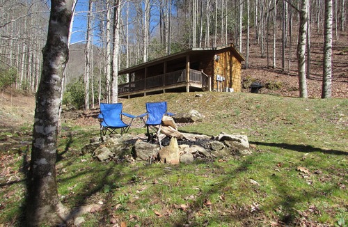 Hot Springs Cabin | Romantic Log Cabin On Creek And 100 Acres, Hot Tub, Wifi, Gas Grill, Hiking