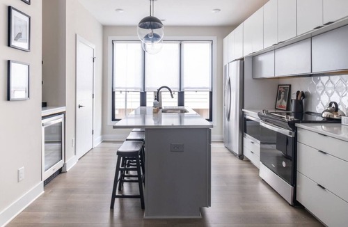 Charlotte House | Rooftop Fire Pit 3BR Near Light Rail & LoSo