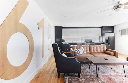 Talbot's Corner House | Rooftop Lounge ~ Sleeps 12 ~4 bed