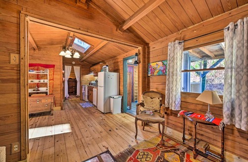 Rosman Apartment | Rosman Vacation Rental with Charcoal Grill!