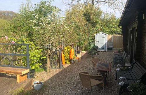 Bewdley Ski Chalet | Roundstone View