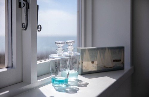 East Wittering Cottage | Rox: Luxury West Wittering Beachfront Home – Sleeps 12, 5 Bedrooms