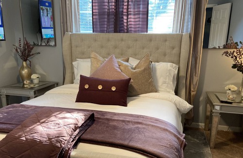 Dilworth Condo | ROYAL CONDO
