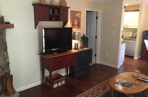 Blowing Rock Apartment | Royal Oak 111 Condo