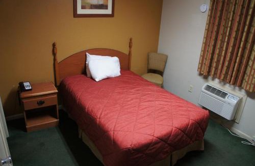 Burlington Hotel | Royalinn & suites
