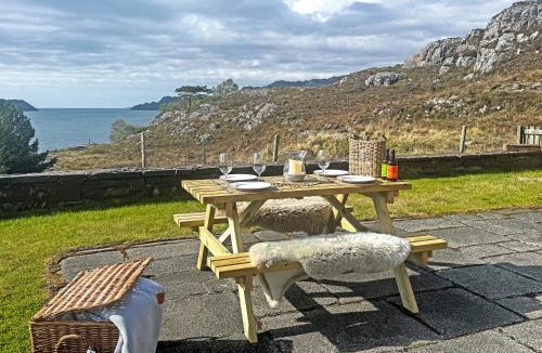Strathcarron House | Rubha Lodge
