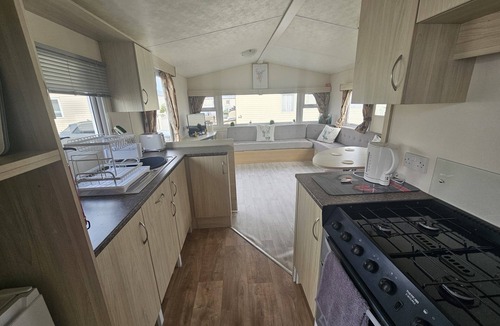 Rhyl Cabin | Ruby Cabin Sleeps 6 with Free Parking