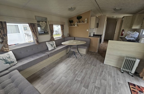 Rhyl Cabin | Ruby Cabin Sleeps 6 with Free Parking
