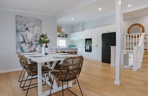 Merimbula House | Ruby Moon - Pet Friendly!