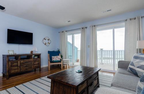 Kure Beach House | Rudicile by Bryant Real Estate